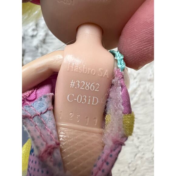 Berry Dazzling Lemon Meringue Doll 2008 Hasbro Strawberry Shortcake - Picture 8 of 9